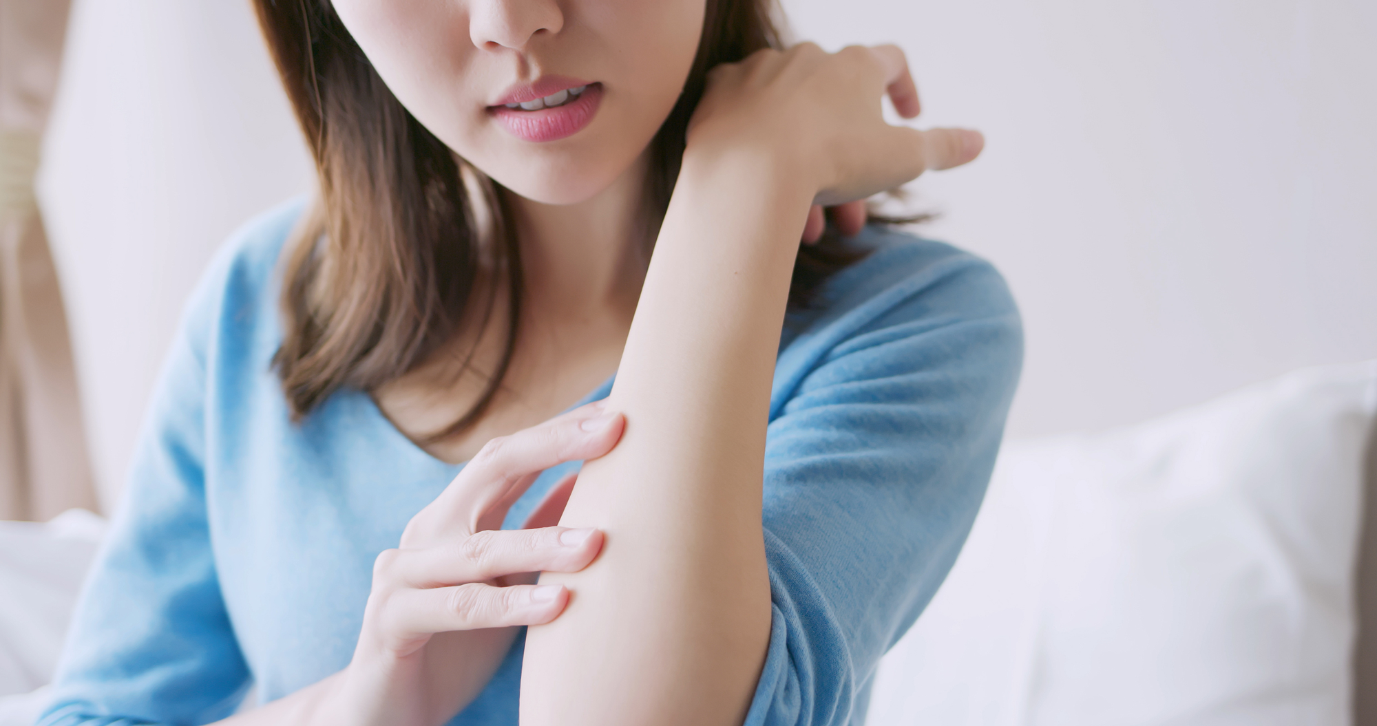 医師監修 ガサガサ肌に強いかゆみ つらい症状に悩まされる乾燥性湿疹について解説 乾燥肌 健栄生活