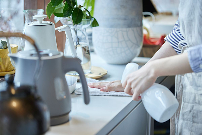 無水エタノールの薄め方や注意点！油汚れや水分残りが気になる掃除場所に活用しよう